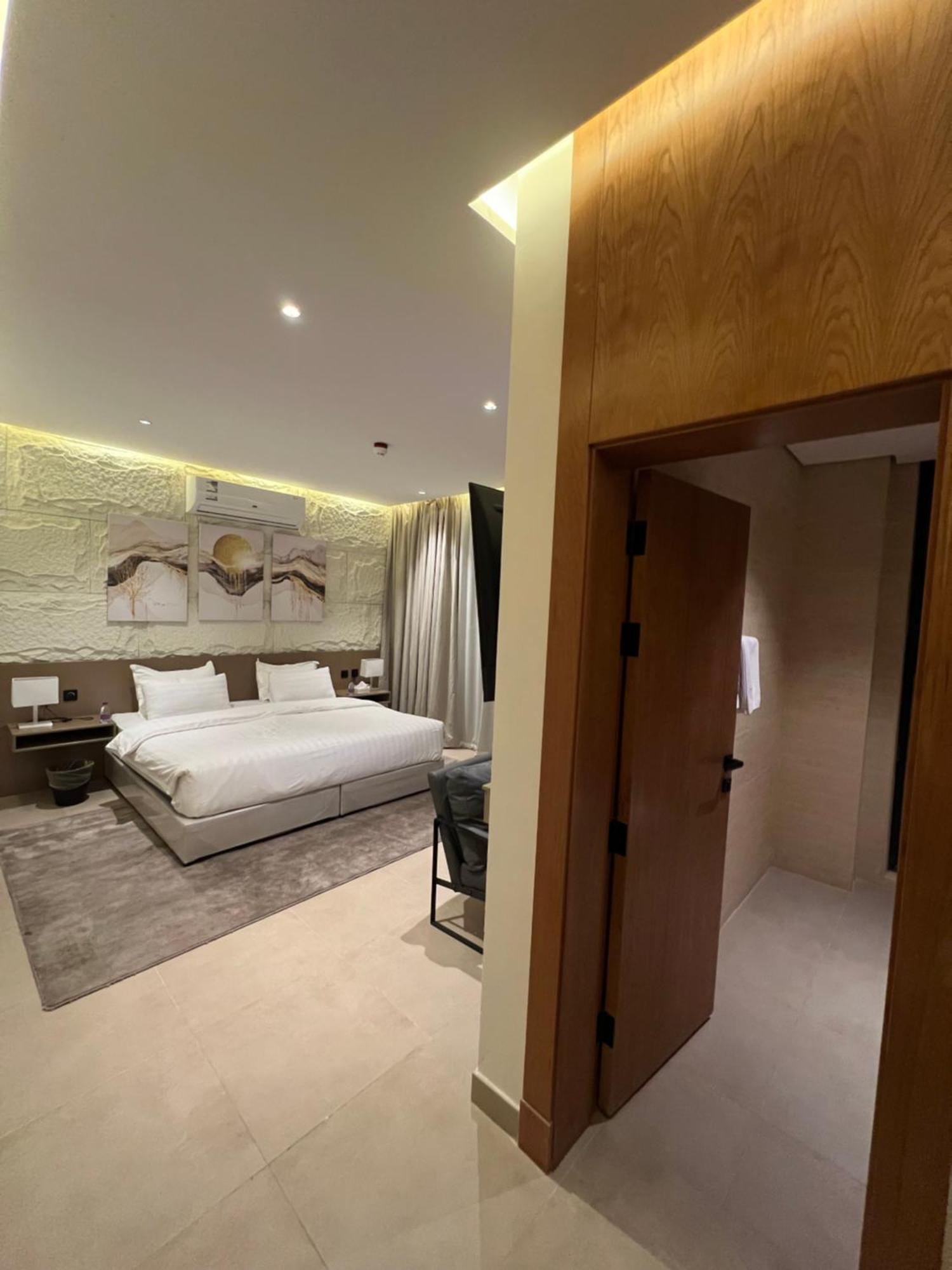 Luxury Al Qirawan Apartment *