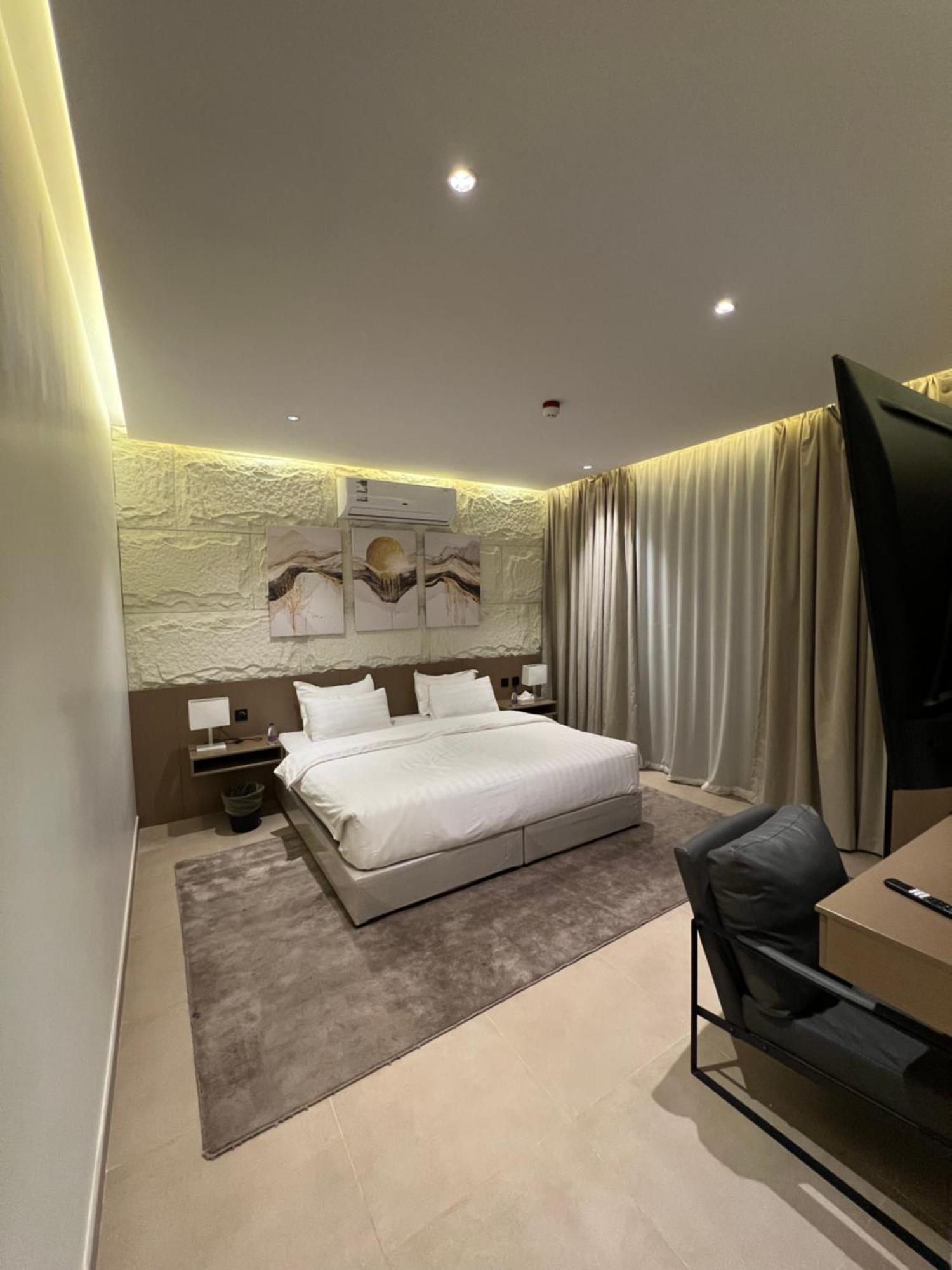 Luxury Al Qirawan *